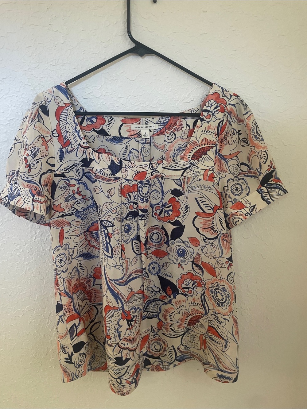 Banana Republic Floral Scoop Neck Top - Cream, Navy & Coral